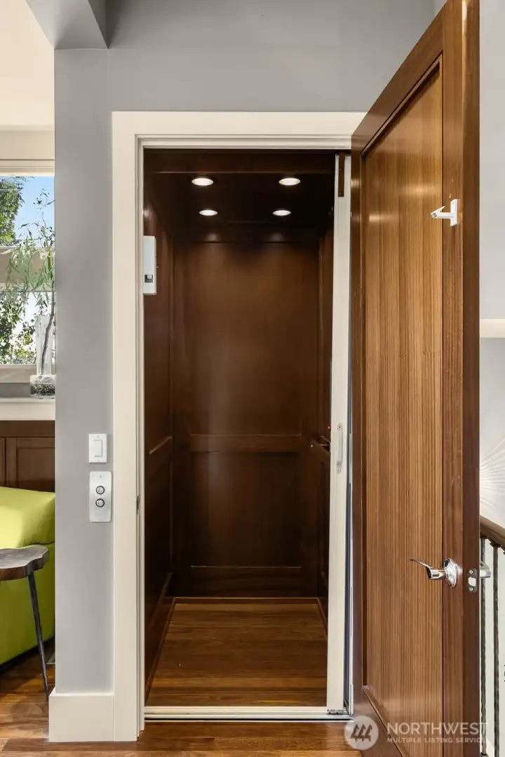 Elevator for stairless access to all levels Elevator for stairless access to all levels