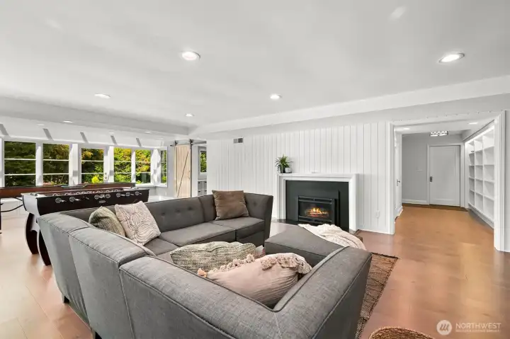 Lower Level Bonus Room