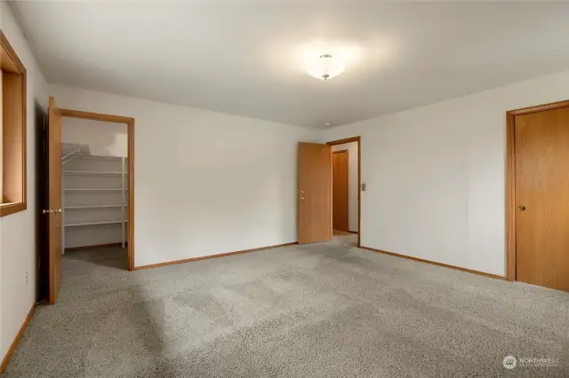 Bonus room or Bedroom on Main level