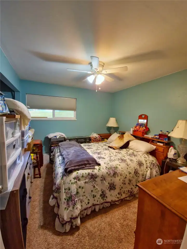 2nd upstairs bdrm 2nd upstairs bdrm