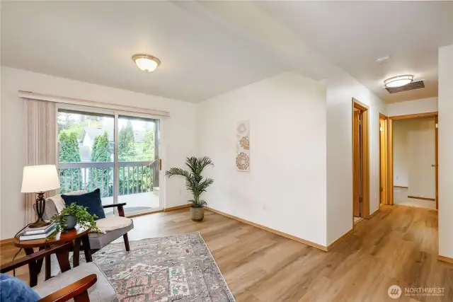 Great layout, this lower level would be great for multi-generational living - 4th bedroom and full bath on this level.