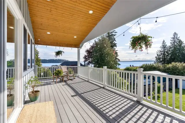 Back deck upper level porch