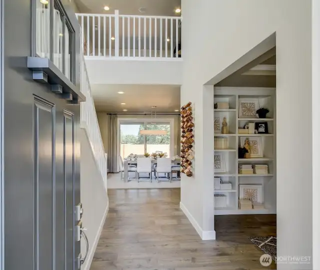 Main Entry/Model Home/Not Actual