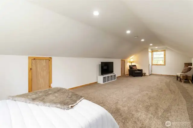 Additional sleeping space for visiting friends and family OR rental potential