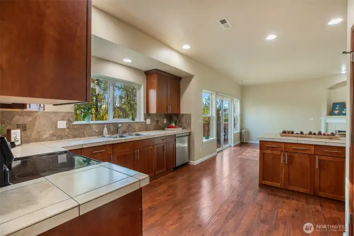 Spacious kitchen with ample pantry