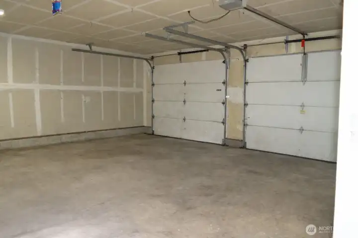 Garage 24x26 with seperate power