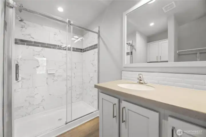 "Same model but different home pictured"