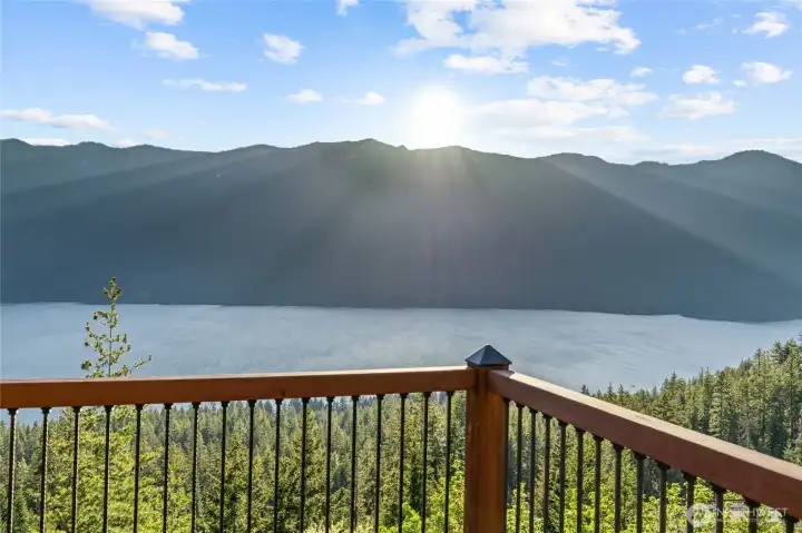 It would be hard to take your eyes off this stunning view.