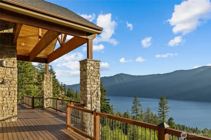 A view of a portion of the huge deck that supports the main floor.