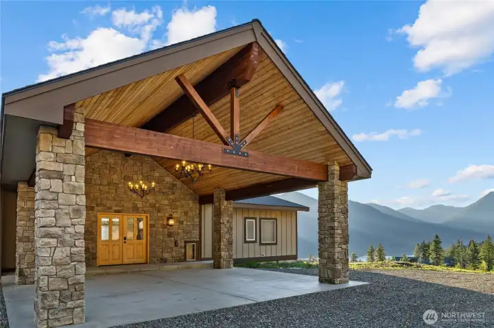 Your guest can park their car under the front covered parking area. Makes entering very convenient and keeps your guest out of any potential bad weather.