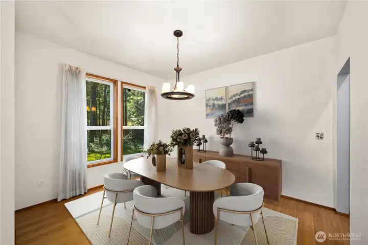 dining area virtually staged
