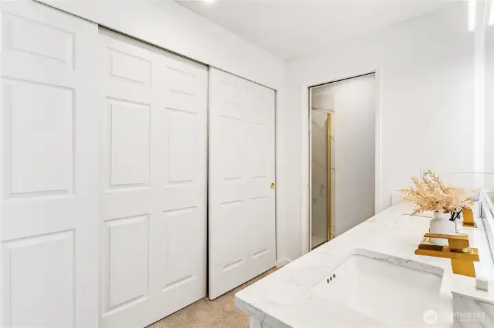 Plenty of closet space in primary bedrooms closet. Plenty of closet space in primary bedrooms closet.