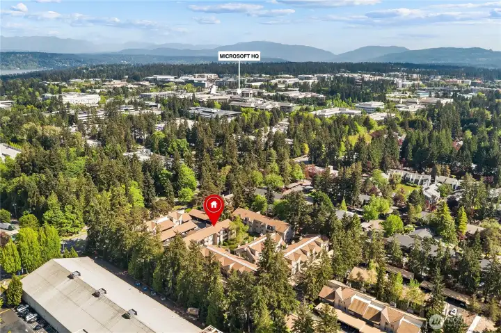 Microsoft head quarters is just a few blocks away. Microsoft head quarters is just a few blocks away.