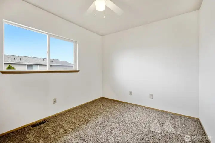 Upstairs bedroom 3 Upstairs bedroom 3
