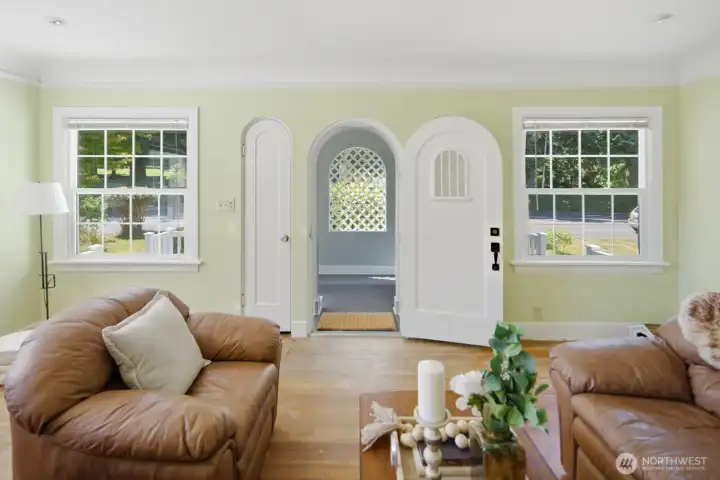 Beautiful wood-wrapped windows and arched doorways Beautiful wood-wrapped windows and arched doorways