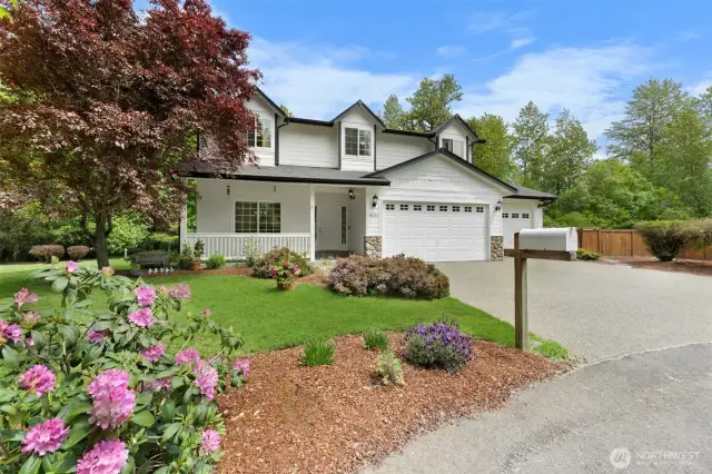 Beautiful Mature Landscaping