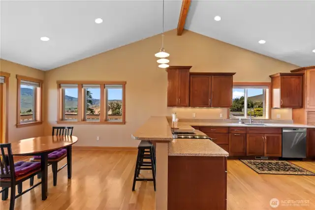 Kitchen and breakfast nook