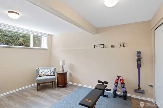 A large flex-room located on the lower level is a great place for a workout area, yoga sanctuary or a TV/Media space.
