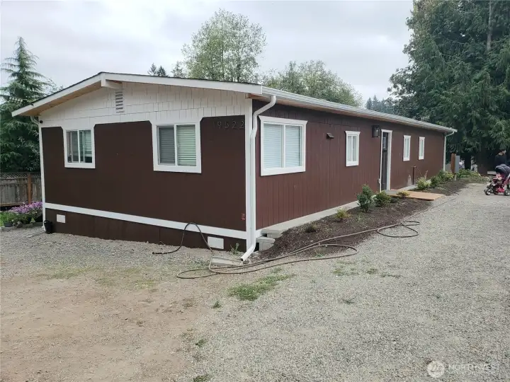 Front of the Home Showing No Step Entry.