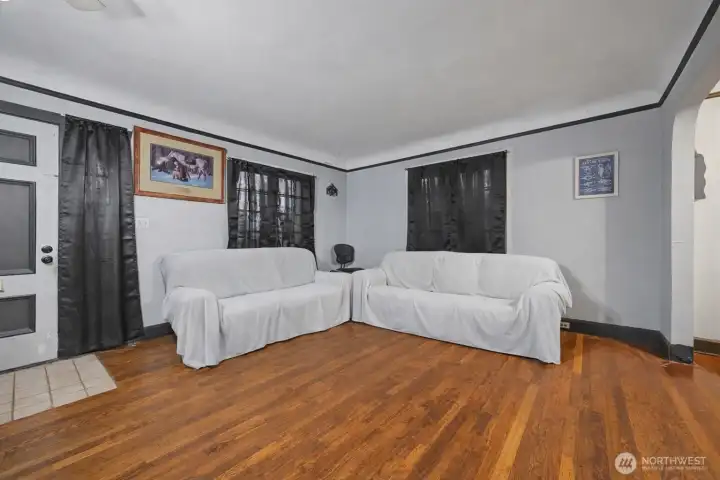 Floors have been AI edited to show if refinished