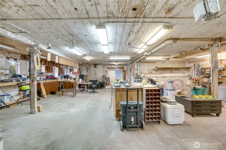 Large Shop