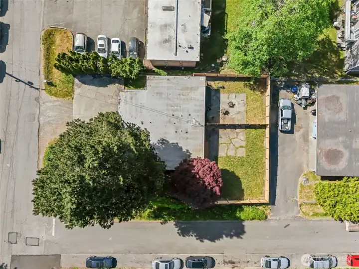 actual before landscaping job that is now completed