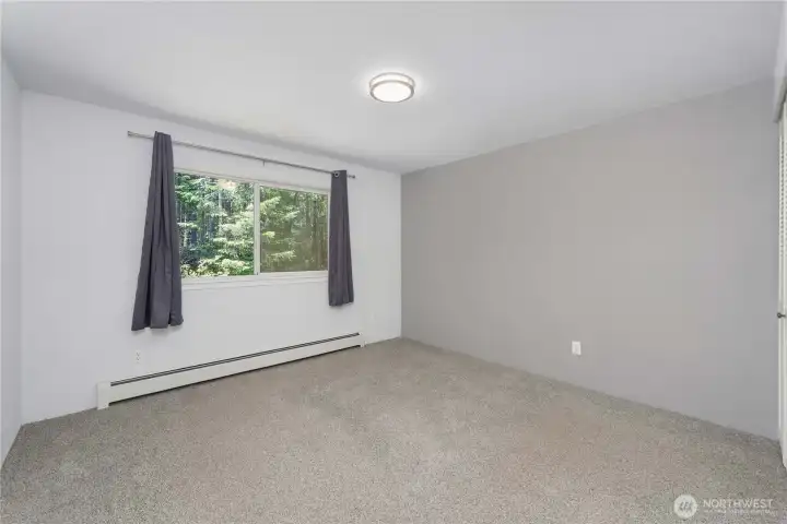 Another secondary bedroom. Another secondary bedroom.