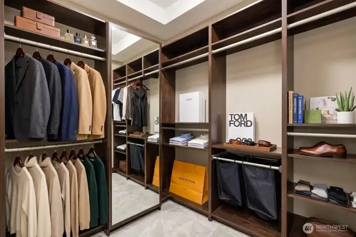 Virtually Staged Closet