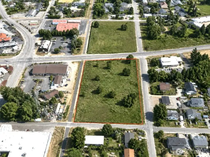 Overhead view with approximate boundaries in red.