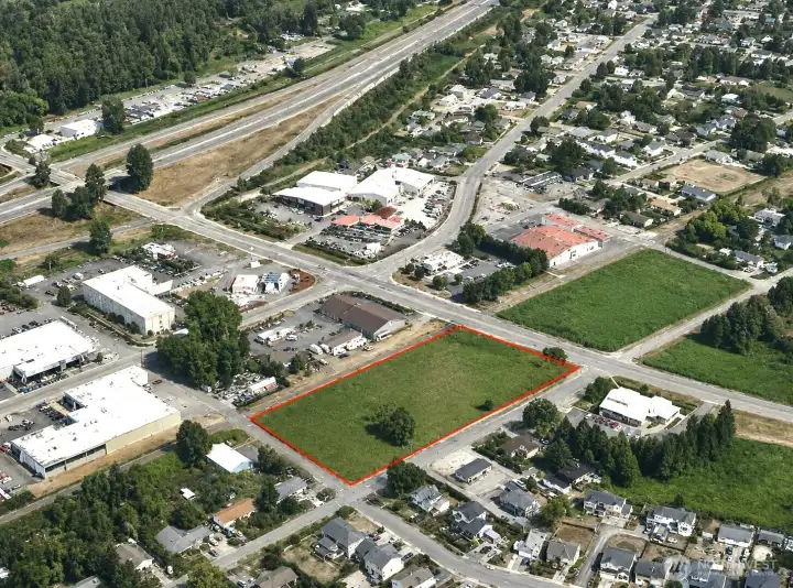 Overhead view with approximate boundaries in red.