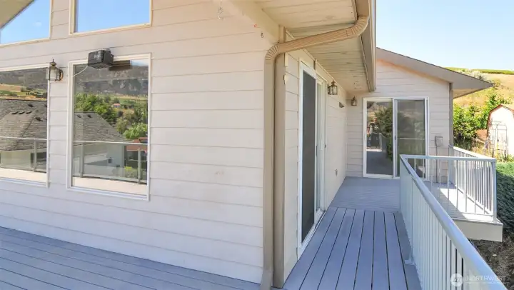 DECK AND ACCESS TP PRIMARY