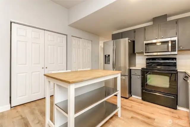 Next to the laundry closet is the pantry