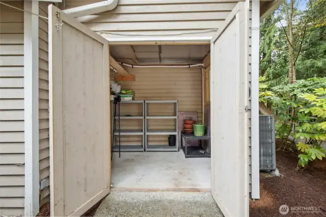 Quality shed attached to the house.