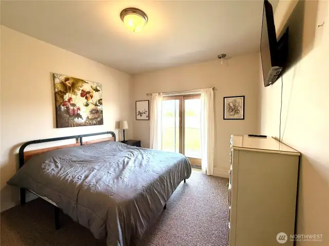 Bedroom with Outside Access