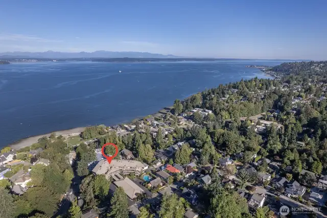 This photo gives you a better view of Loman Beach.