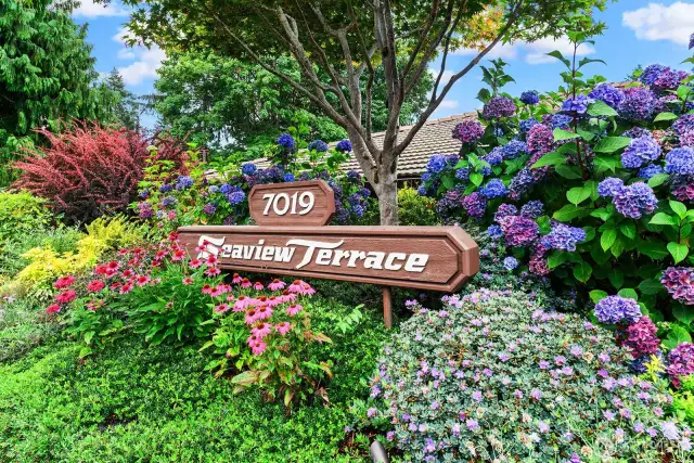 It is rare to find such a special community. Simply a wonderful place to live.