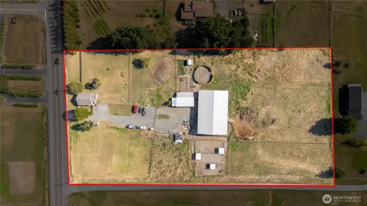 A good clean view of the property.  Expand the arena.  build a new home in the upper pasture.  30 feet of the sharedeasement at the bottom is part of this property.