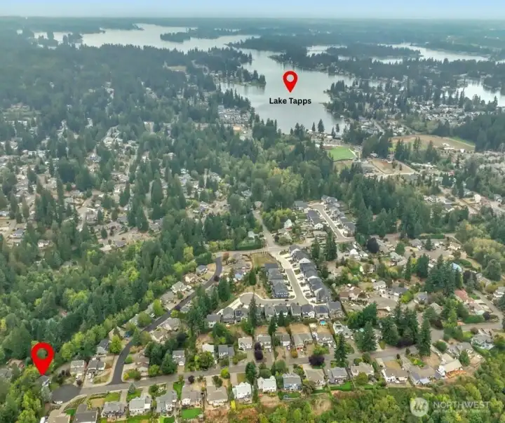 Less than 5 mins from lake Tapps!!