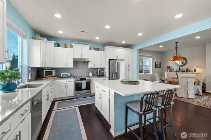 GE Cafe stove & fridge; super quiet Bosch dishwasher