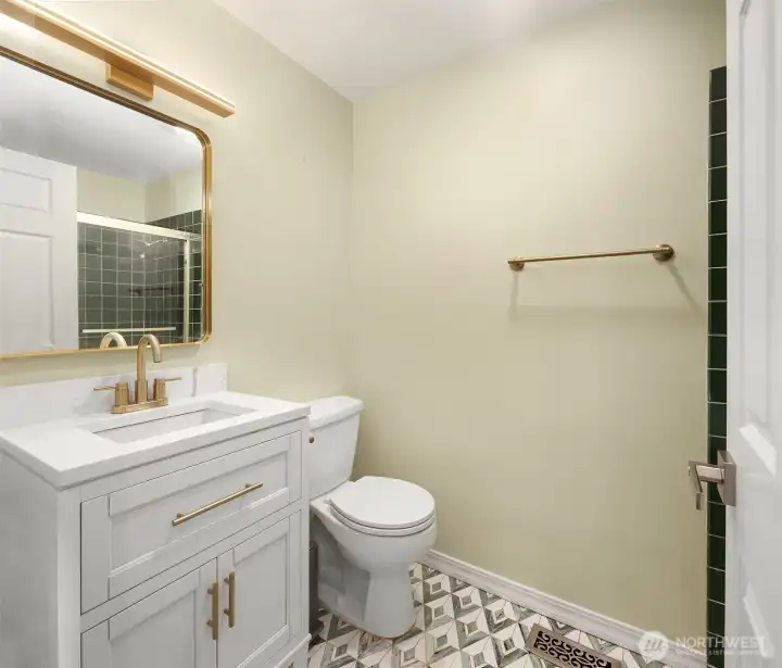 3/4 Bath 3/4 Bath