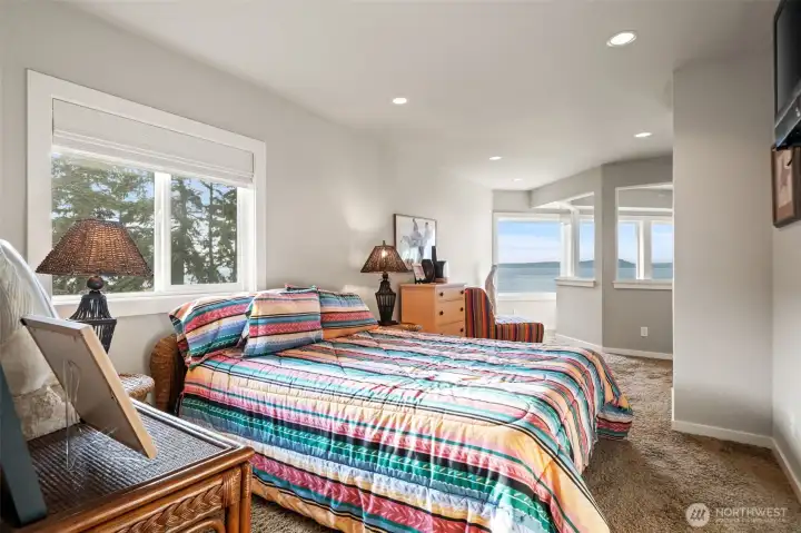 Primary suite 2