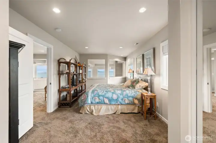 Office or guest room