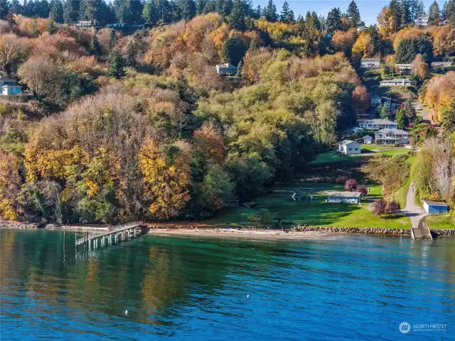 The community beach has a dock where your friends with a boat can pick you up for great day on the water. Maybe you prefer to stay on the beach; no problem. You will find well-kept grounds and amenities for your use. The community space is gated so you will only share with your neighbors.