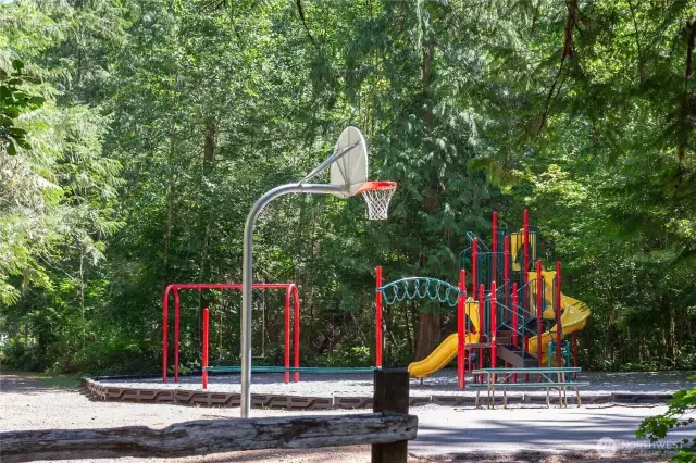 Multiple play grounds