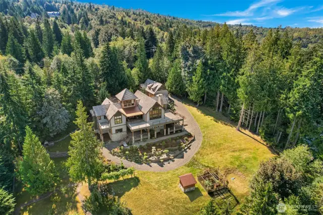Adjoining neighbor to Galbraith Mountain