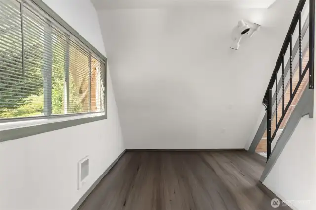 access to very top loft