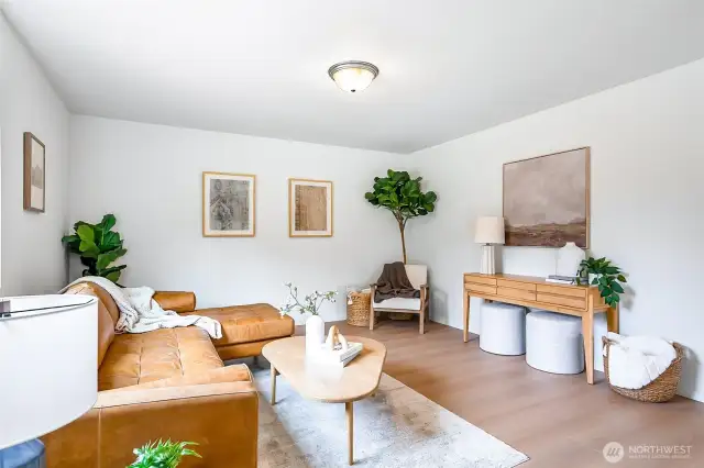 Photographs are for illustrative purposes only. Features, finishes, interior/exterior colors, landscaping and floorplan shown may vary from actual homes built.