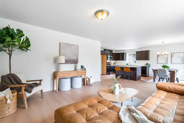 Photographs are for illustrative purposes only. Features, finishes, interior/exterior colors, landscaping and floorplan shown may vary from actual homes built.