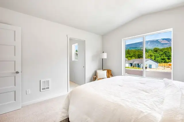 Photographs are for illustrative purposes only. Features, finishes, interior/exterior colors, landscaping and floorplan shown may vary from actual homes built.