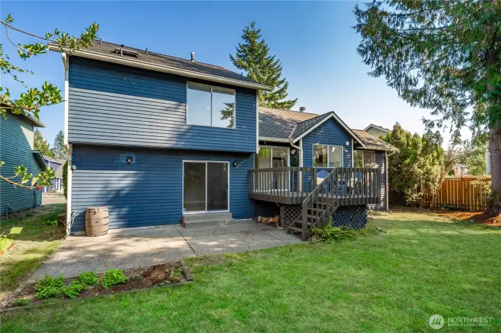 Entertain family & friends on the patio & deck